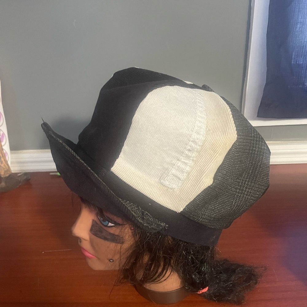 Custom made hat - Picture 5 of 6